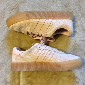 ⬇️ Adidas Samba Athletic Shoes Sz 7.5
